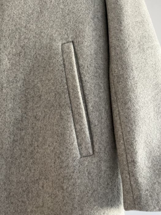 Elegancki klasyczny plaszcz