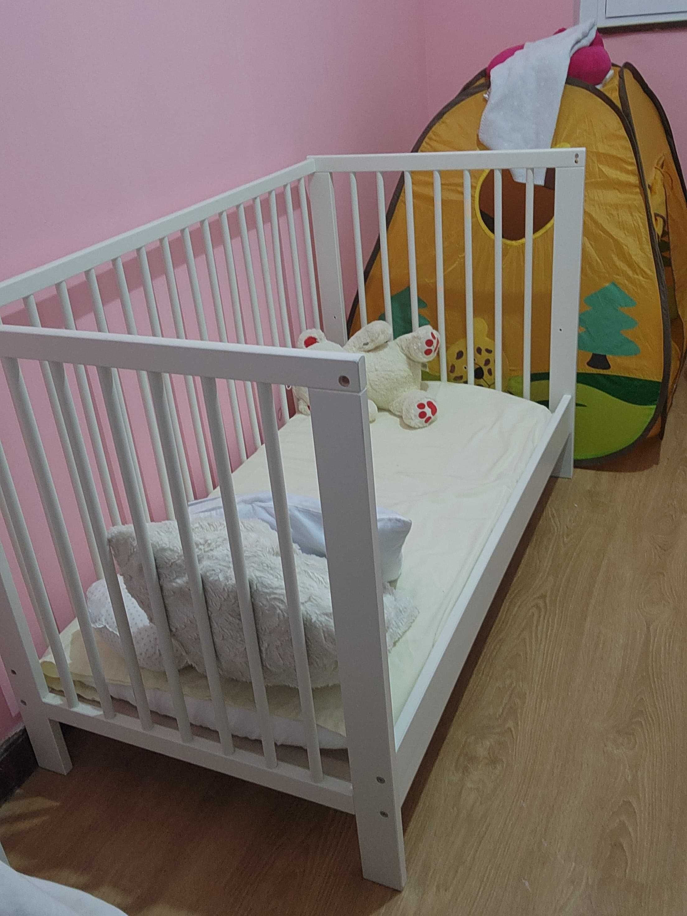 Vendo do IKEA Berço branco 60x120 cm 4,5/5 +
Colchão de espuma p/berço