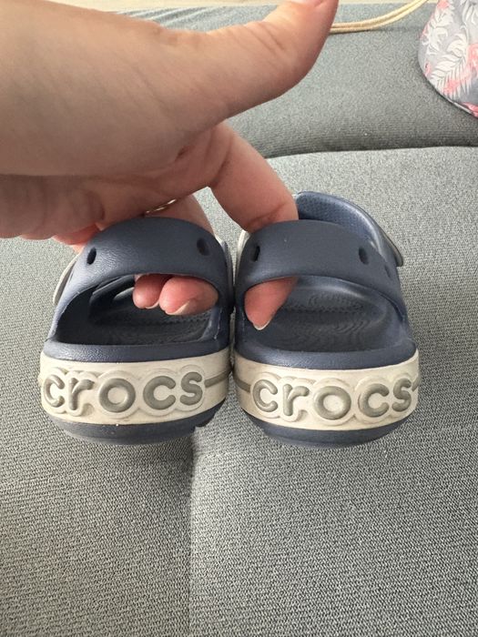 Crocs c 10 sandały