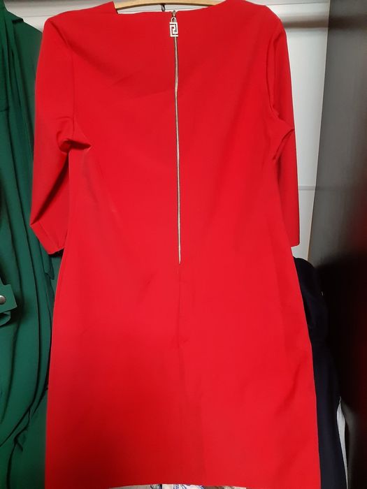Червона Сукня не дорого