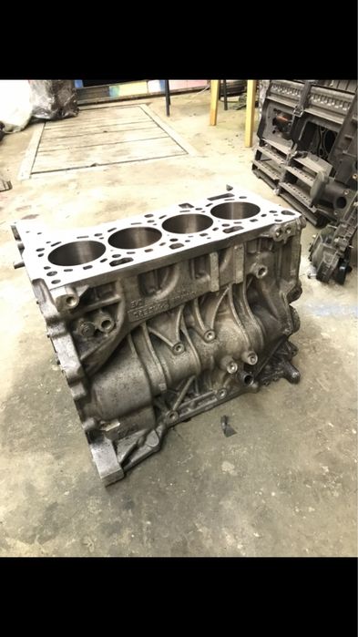 Bmw n47d20c блок поршень шатун маслонасос мотор розборка f10 30 15 e90