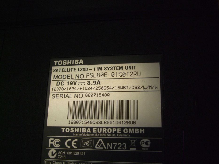 Ноутбук TOSHIBA L300