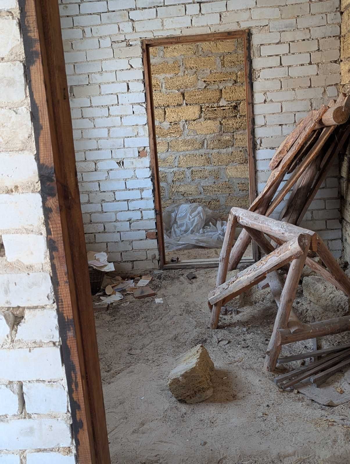Дім без внутр робіт