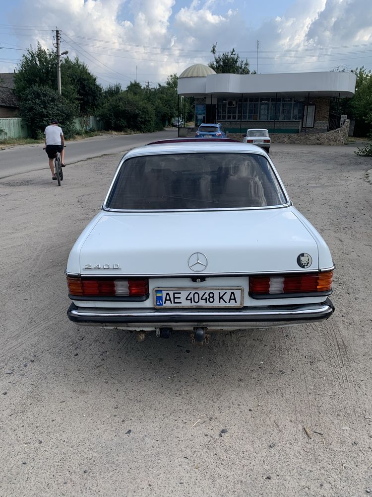 Мерседес w123 дизель 2.4