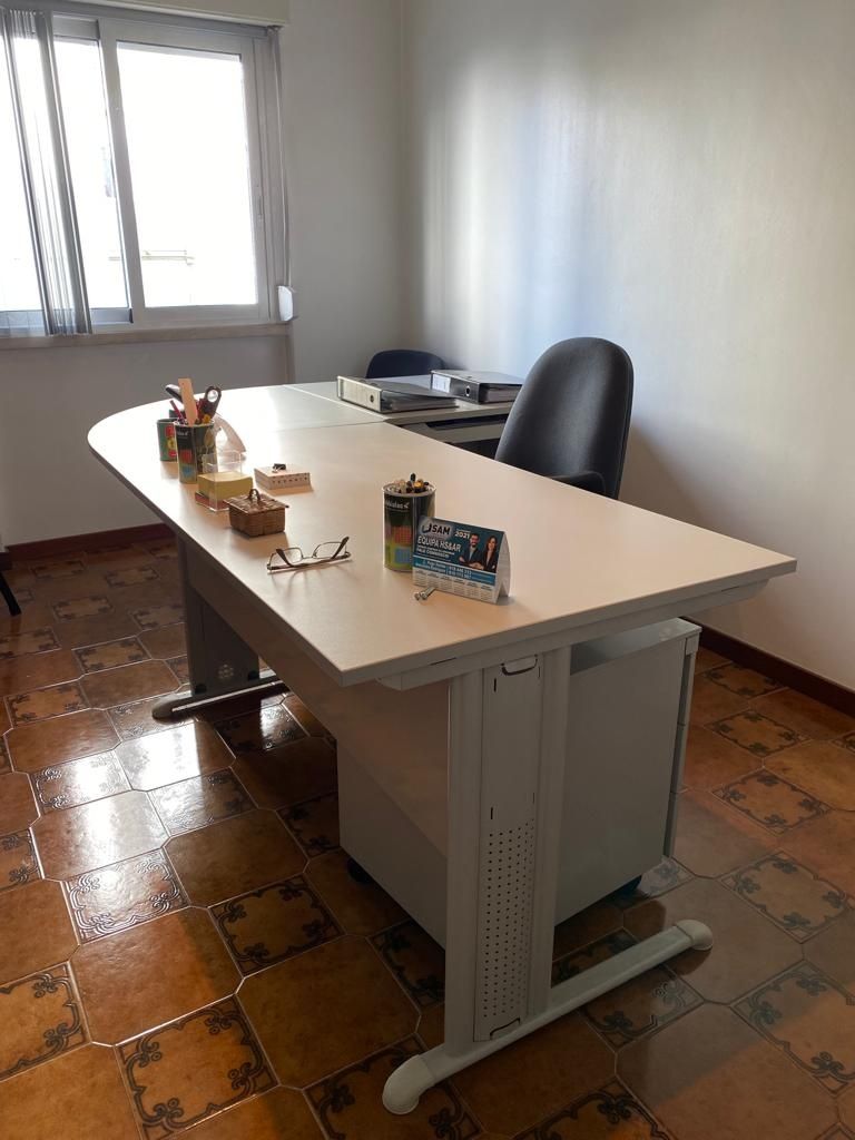 Secretaria completamente nova