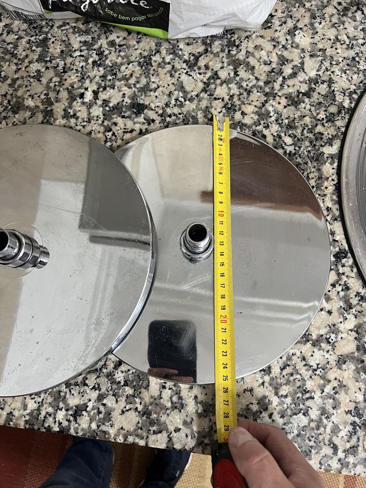 Chuveiro  25 cm como novo