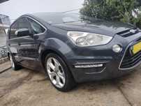Ford s max 2.0 Titanium de 140 CV .. de 7  lugares revisão feita