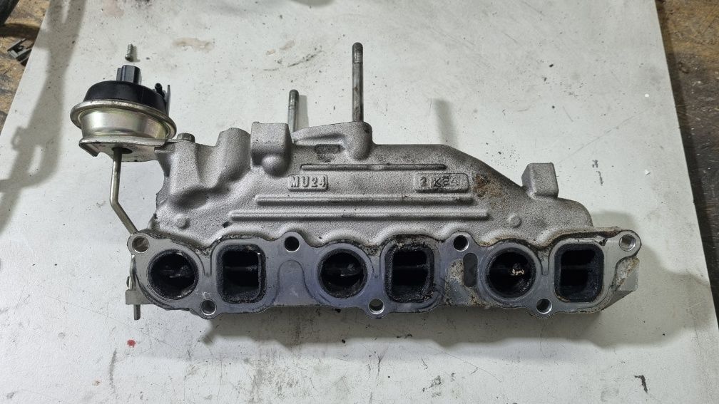 Kolektor ssący z30dt opel vectra c signum 3.0 cdti diesel 184km
