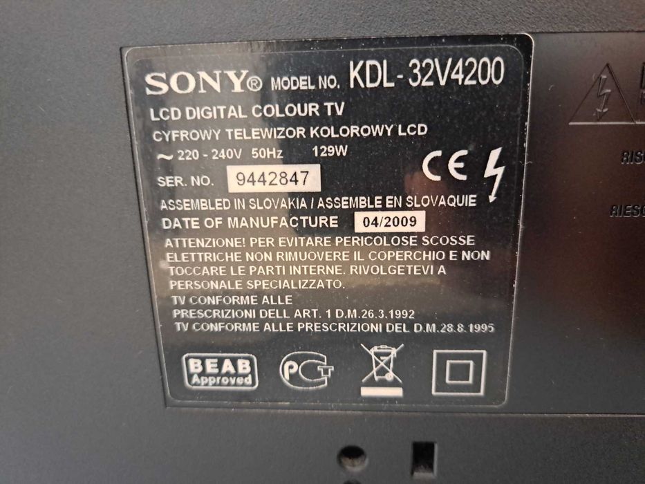 Televisão SONY KDL-32V4200 com comando