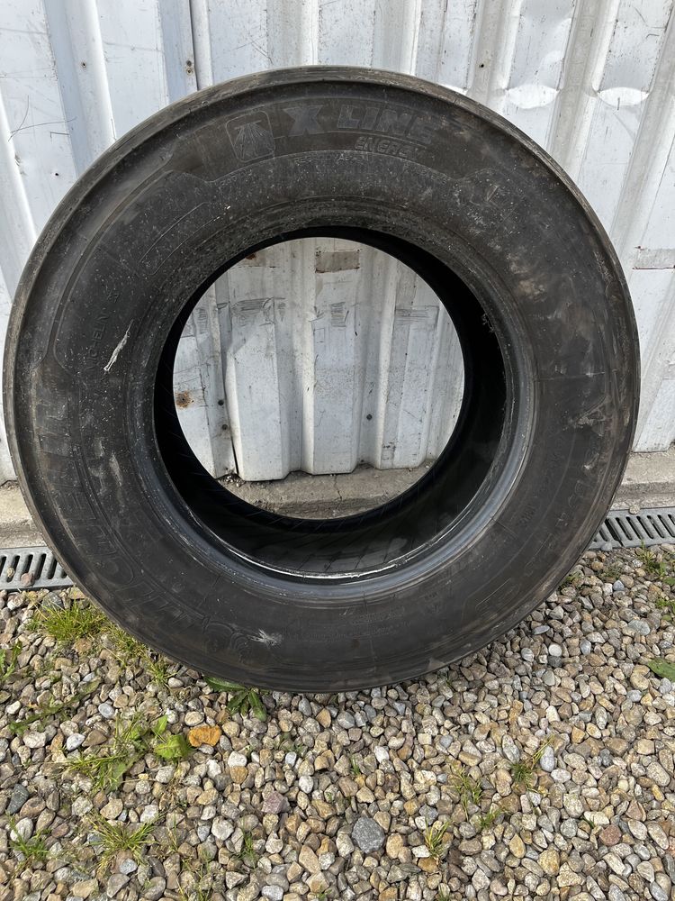 Opona przednia Michelin XLine F z rantem 385/55 R22,5 po naprawie