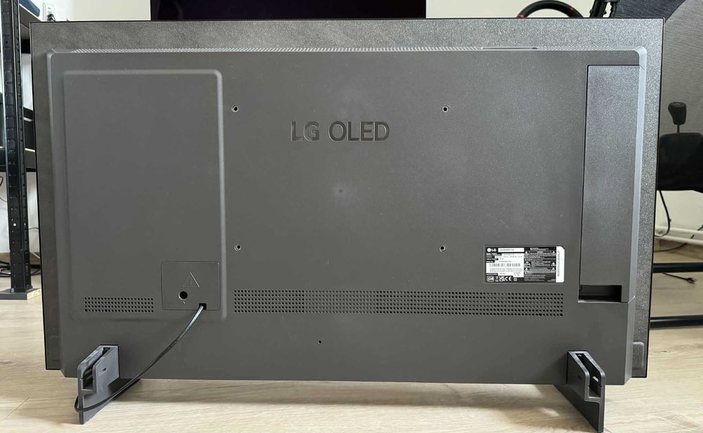 LG OLED42C4 4K HDR10 120 hz gwar./Zamienię za kartę  graficzną RTX/RX
