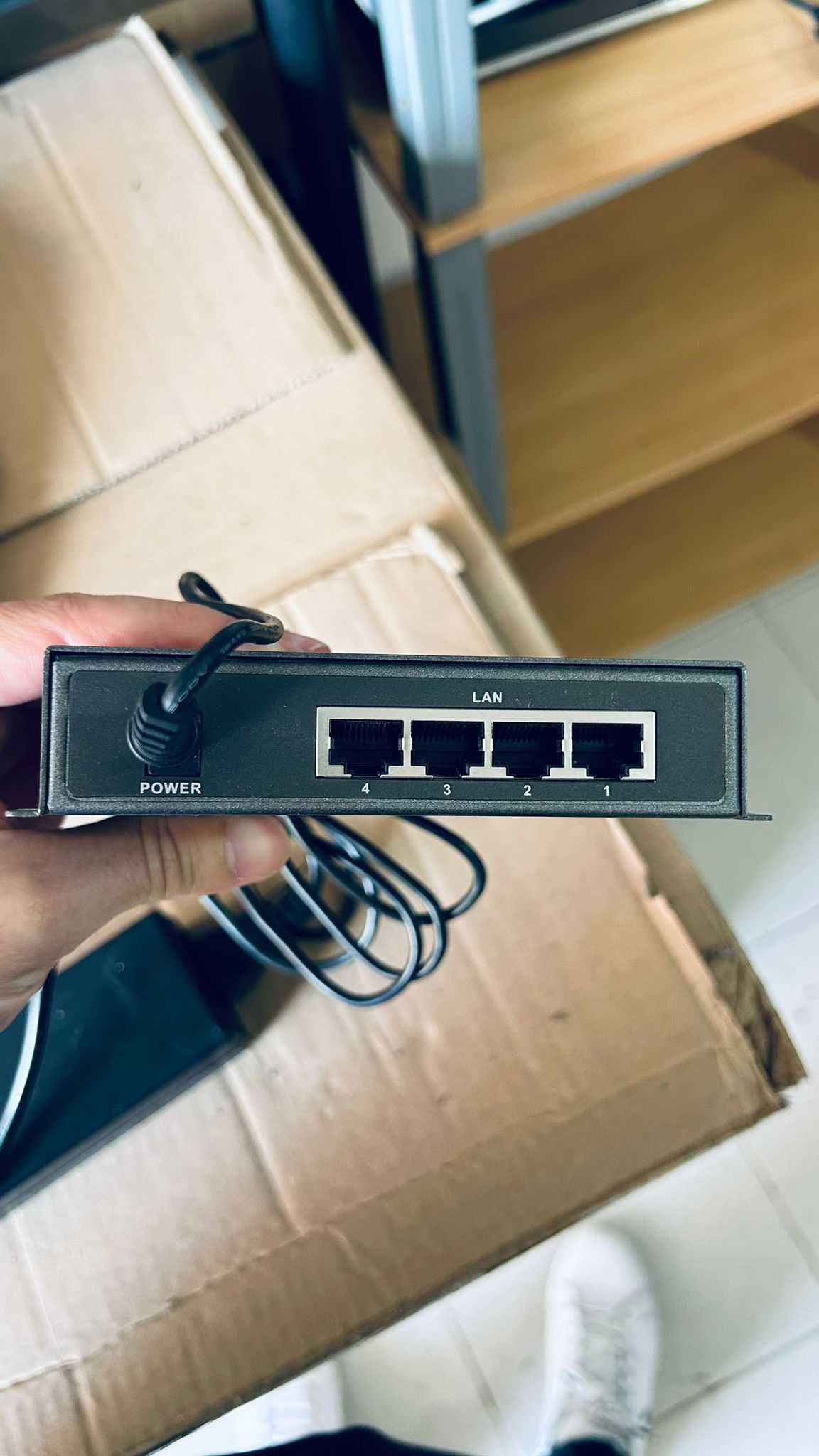 Switch 4 Portas POE