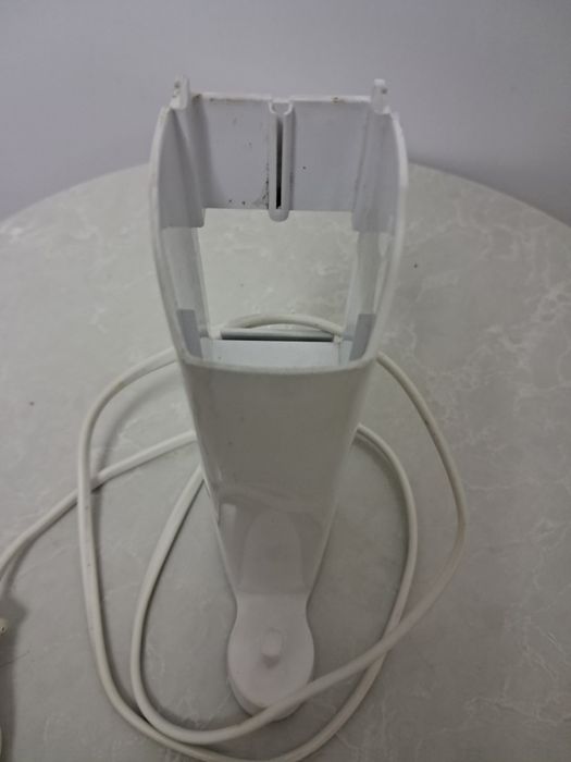 Зубная щетка Oral B зарядное устройство