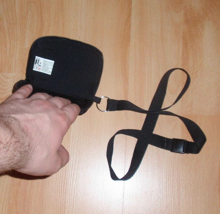 Неопреновый чехол Fred Perry Bag Phone 13/9 см для телефона, денег,mp3