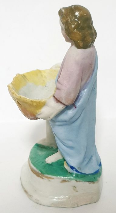 Lindas pequenas antigas figuras em porcelana alemã marcadas