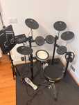 Yamaha DTX482K Electronic Drum Kit with Headphones+Stool +Mat, etc