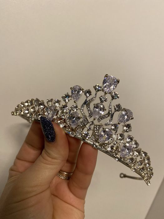 Діадема жіноча.Корона на голову.Весільна діадема.Святкова діадема