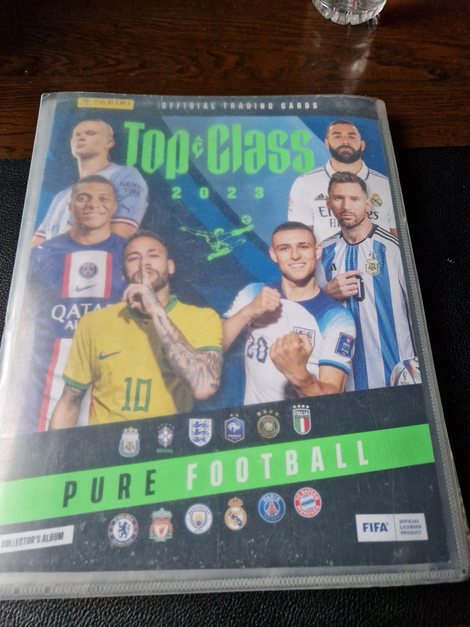 Karty piłkarskie top class 2023/24