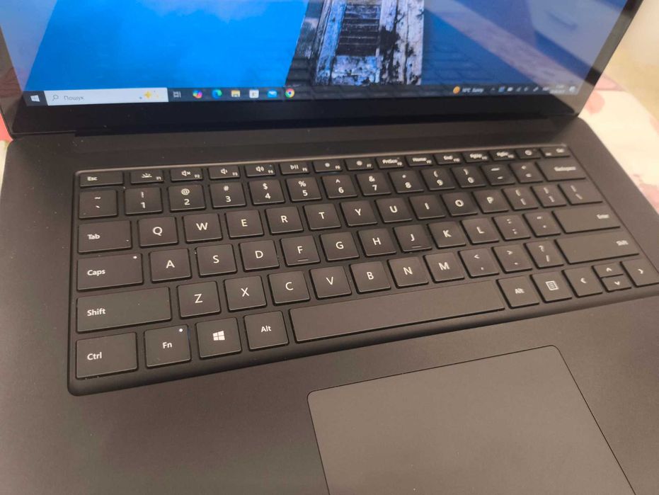 Microsoft Surface Laptop 3 15", Intel i5, 8gb, 256gb SSD, сенсорний