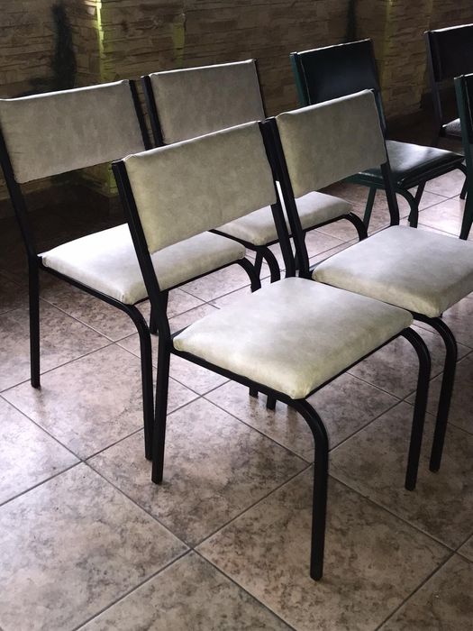 Стільці столи кожзам бу