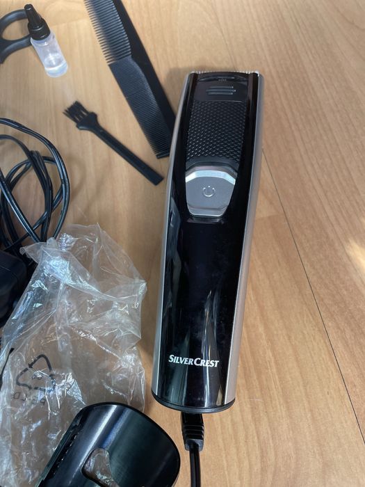 Máquina aparador cabelo e barba novo