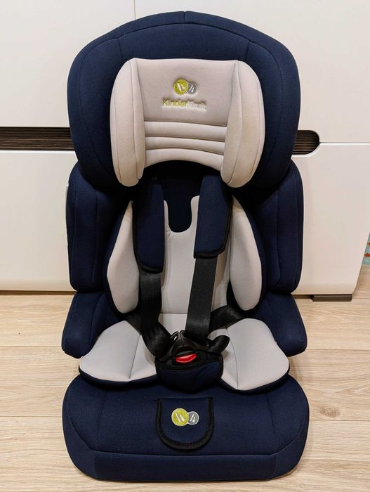Fotelik samochodowy 9-36 kg KinderKraft COMFORT UP – stan Bdb