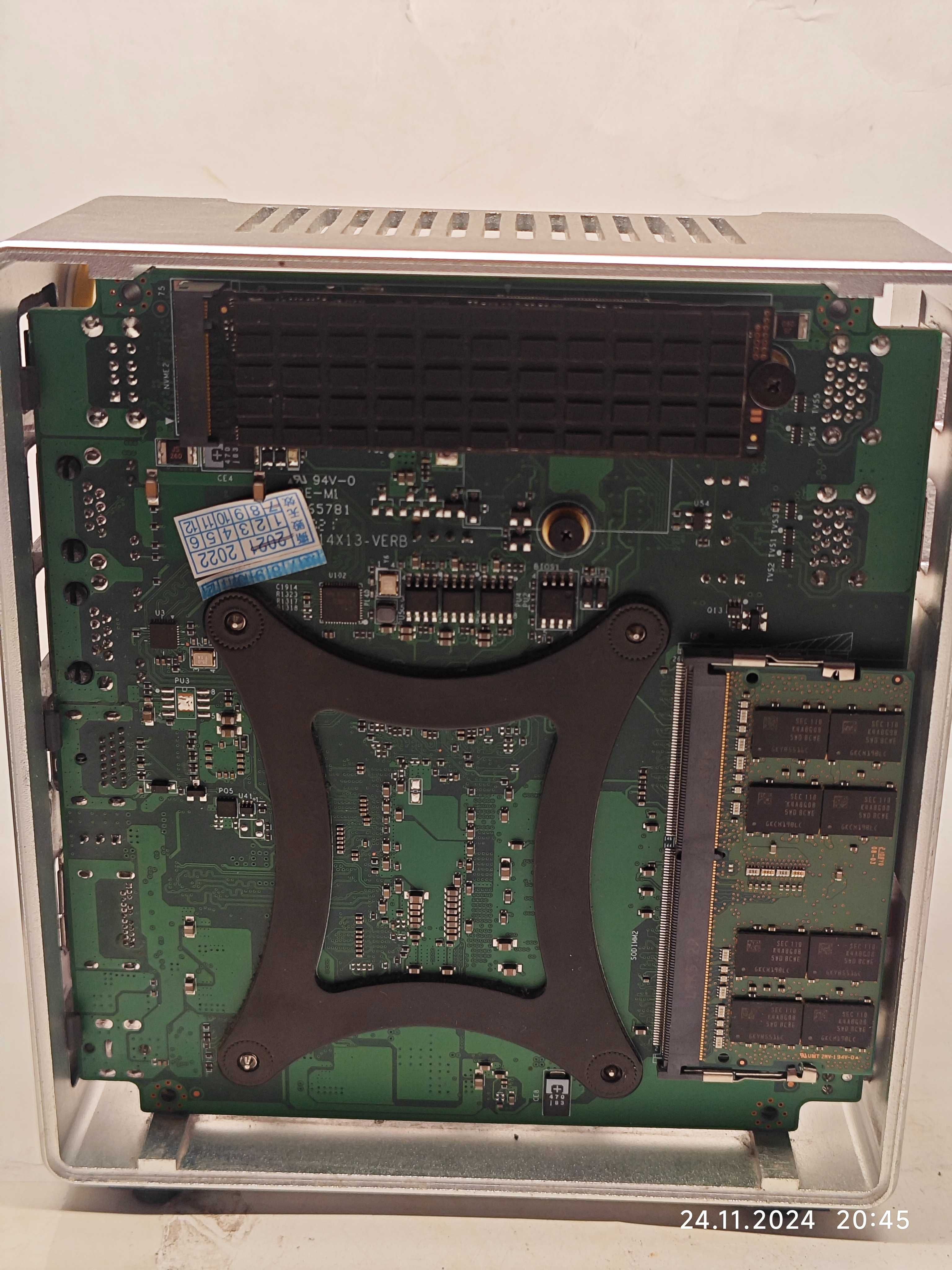 Мини ПК MiniPC Core i7-1165G7 Iris XE 96 ядер, 32 Гб, SSD NVME 250 ГБ