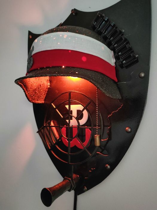 Kinkiet lampa w stylu Powstania Warszawskiego