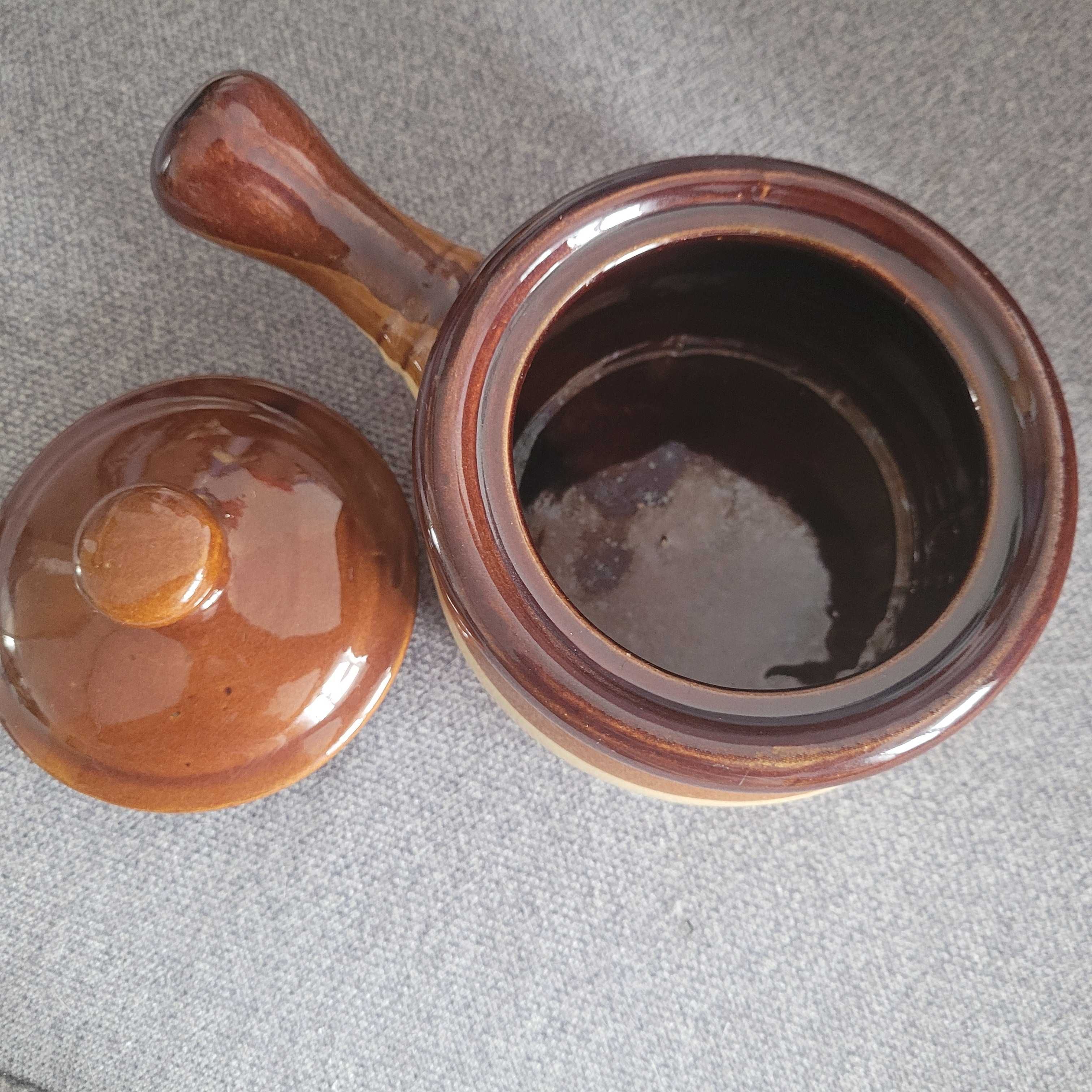 Pojemnik kuchenny kamionkowy glazurowany, ceramiczny z rączką