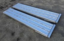 Najazdy aluminiowe PROFESSIONAL 4000x450x160mm mocowanie dolne 20 ton