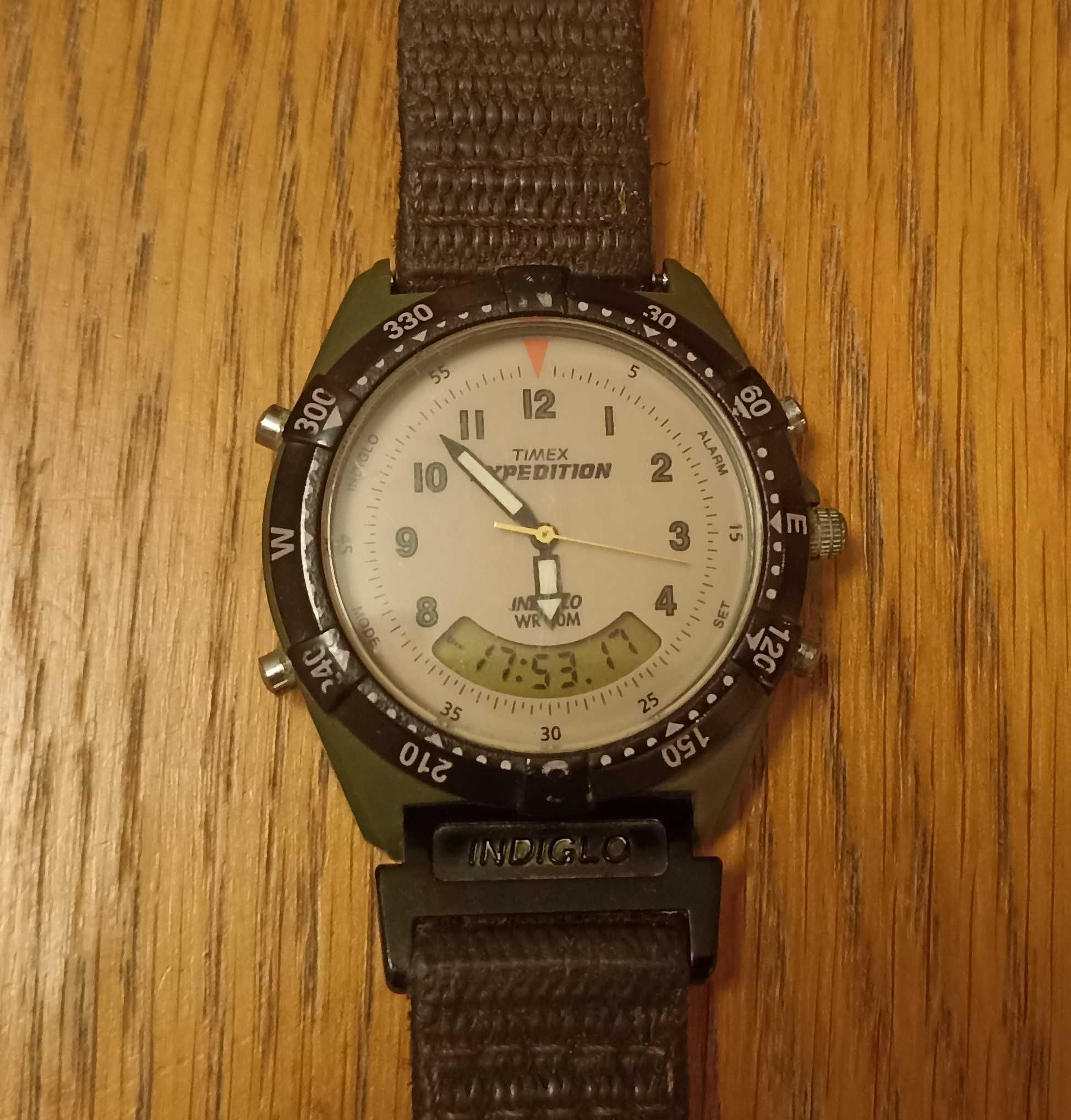 Zegarek Timex Expedition Indiglo T45181