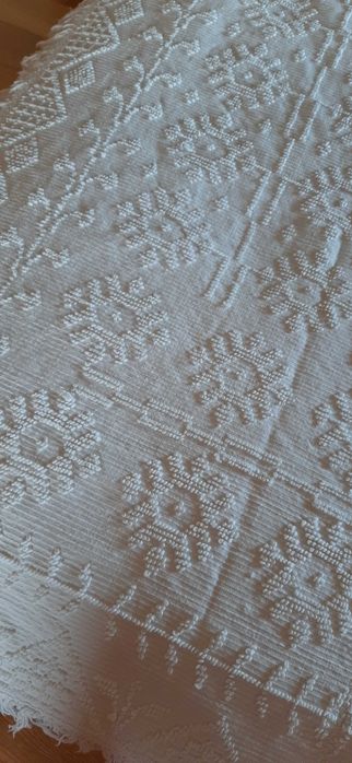 Manta em linho centenária