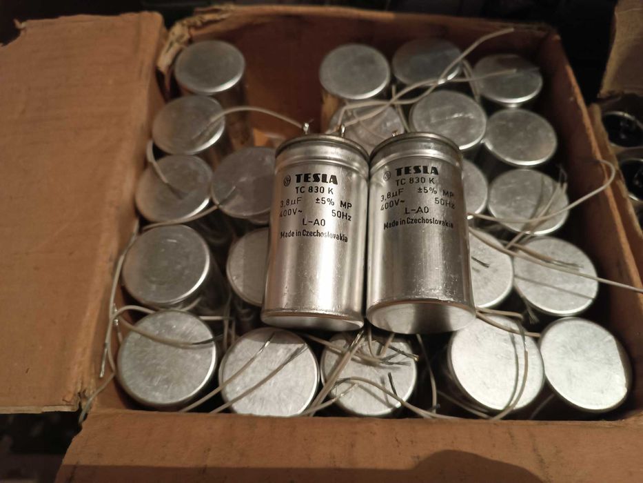 Конденсатори 3,8мкФ*400В TESLA TC830K (WK709) Unitra Telpod KL-MP1