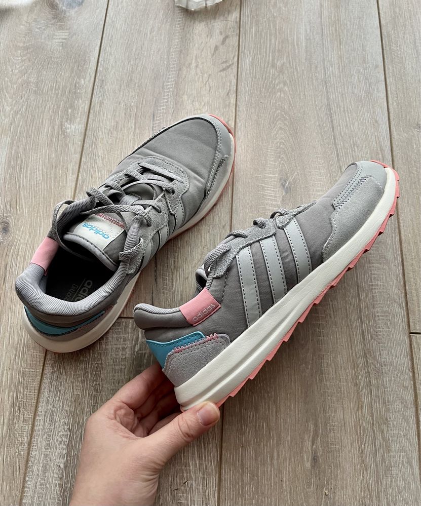 Buty Adidas w stylu vintage