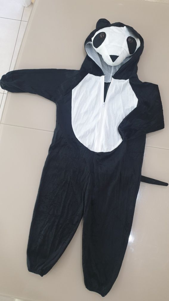 Новорічний костюм панди