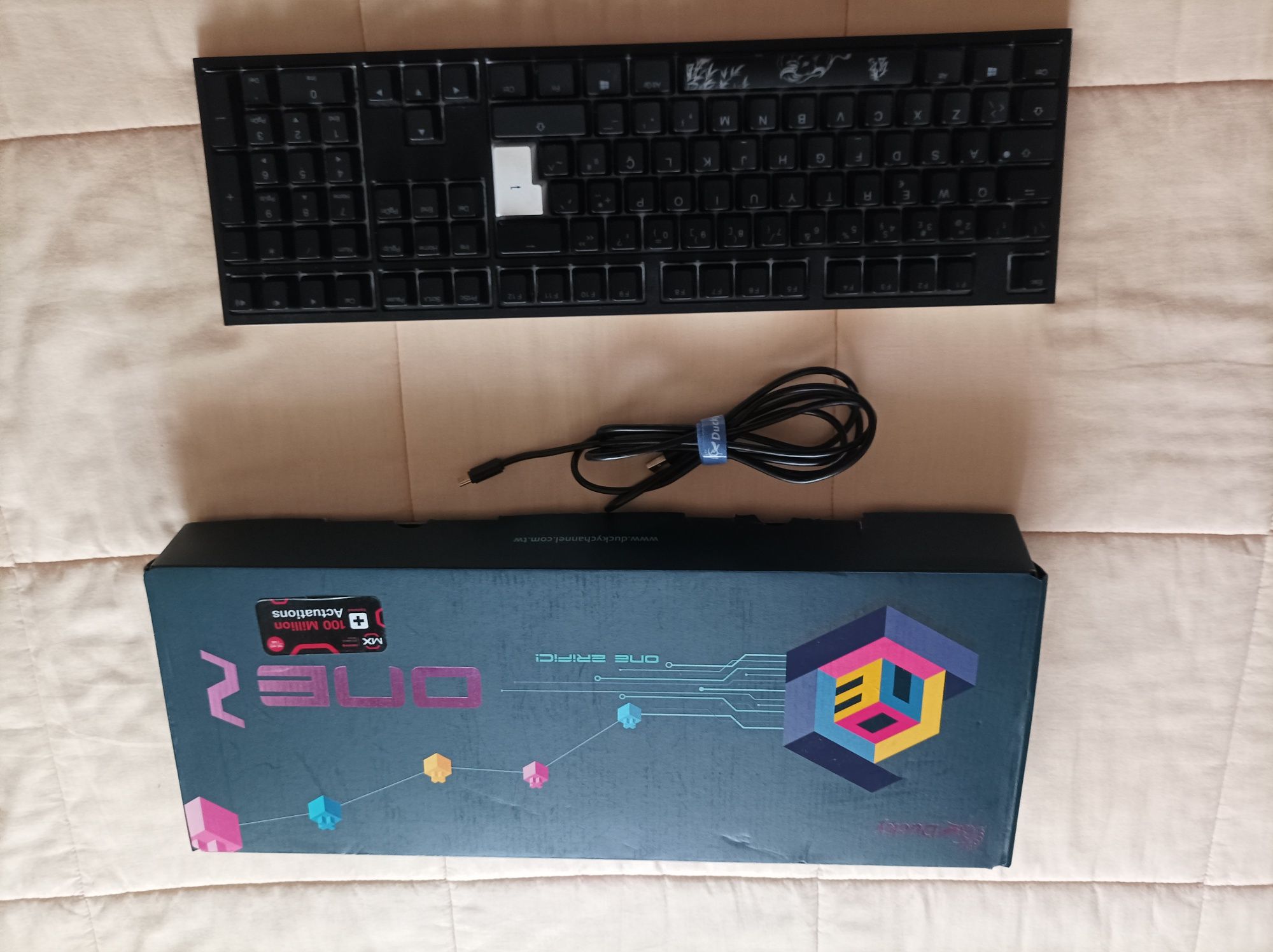 Teclado ducky one 2 Mx silent red