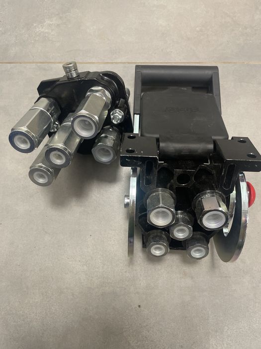 Multizłącze szybkozłącze hydrauliczne komplet faster nowe P5065