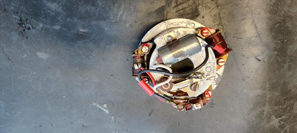 Iskrownik jawka 50 jawa mustang kaczka romet ogar 200 stojan staror