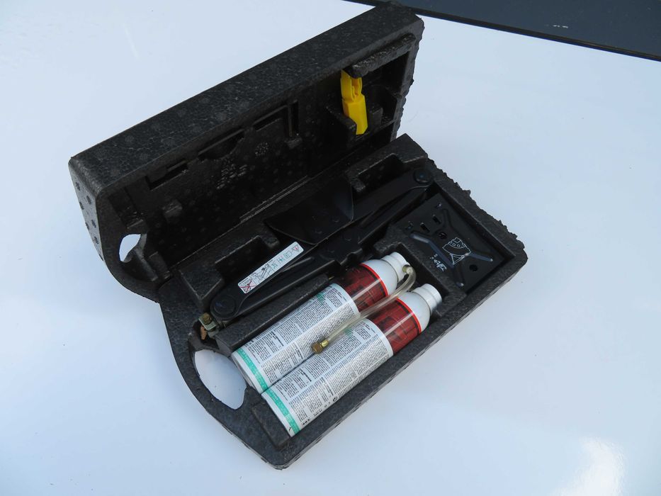 Zestaw Naprawczy Koła Opony Lewarek Peugeot 206 CC 207 307 CC Oryginał