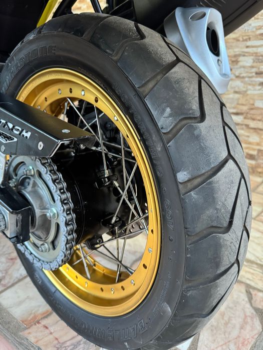 Suzuki vstrom 1000