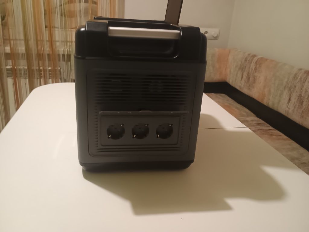 Зарядна станція Sigma Mobile X-Power SI625APS 2000W