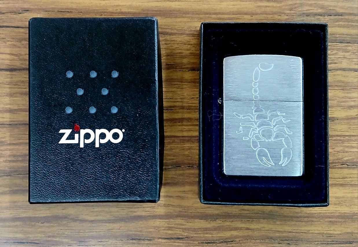 Isqueiro Zippo - Scorpion