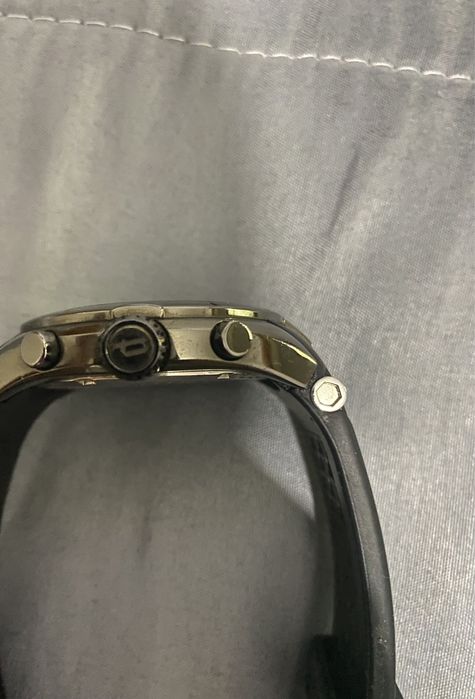 Relógio da marca Police