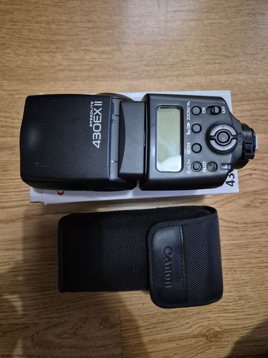 Canon Speedlite 430EX II