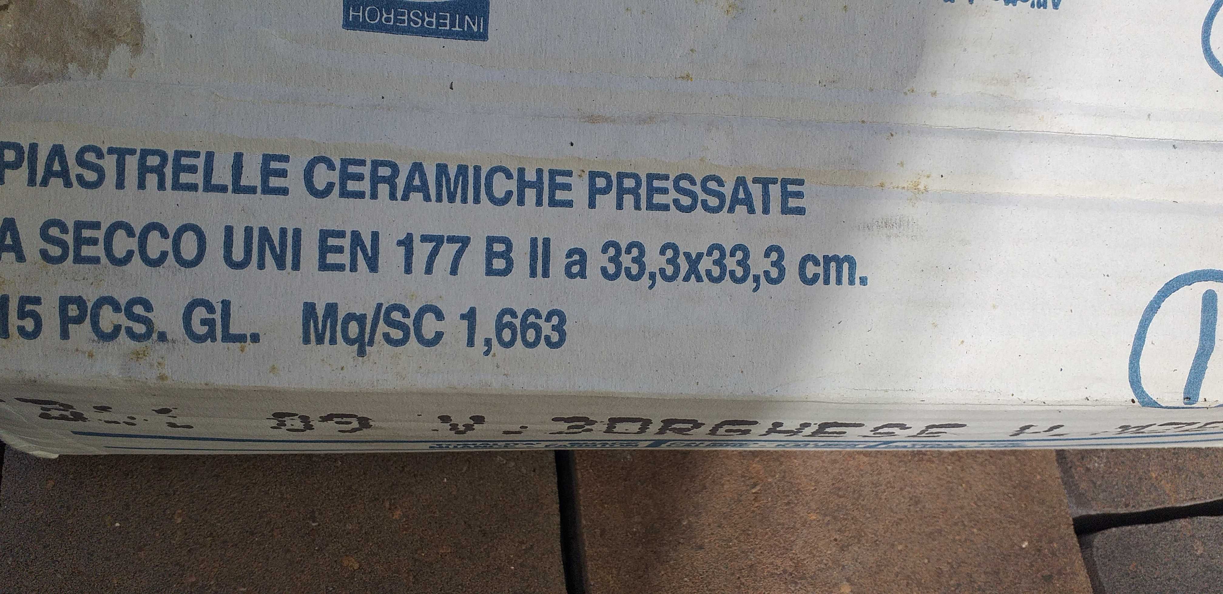 Okazja płytki terakota kolor zieleń z połyskiem 33x33
