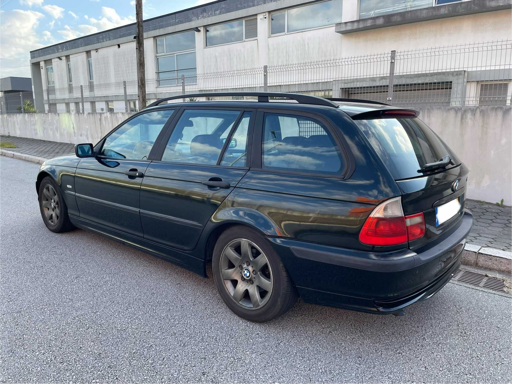 BMW 320d Auto Touring - Valor FIXO - Xenon - Bancos Pack M