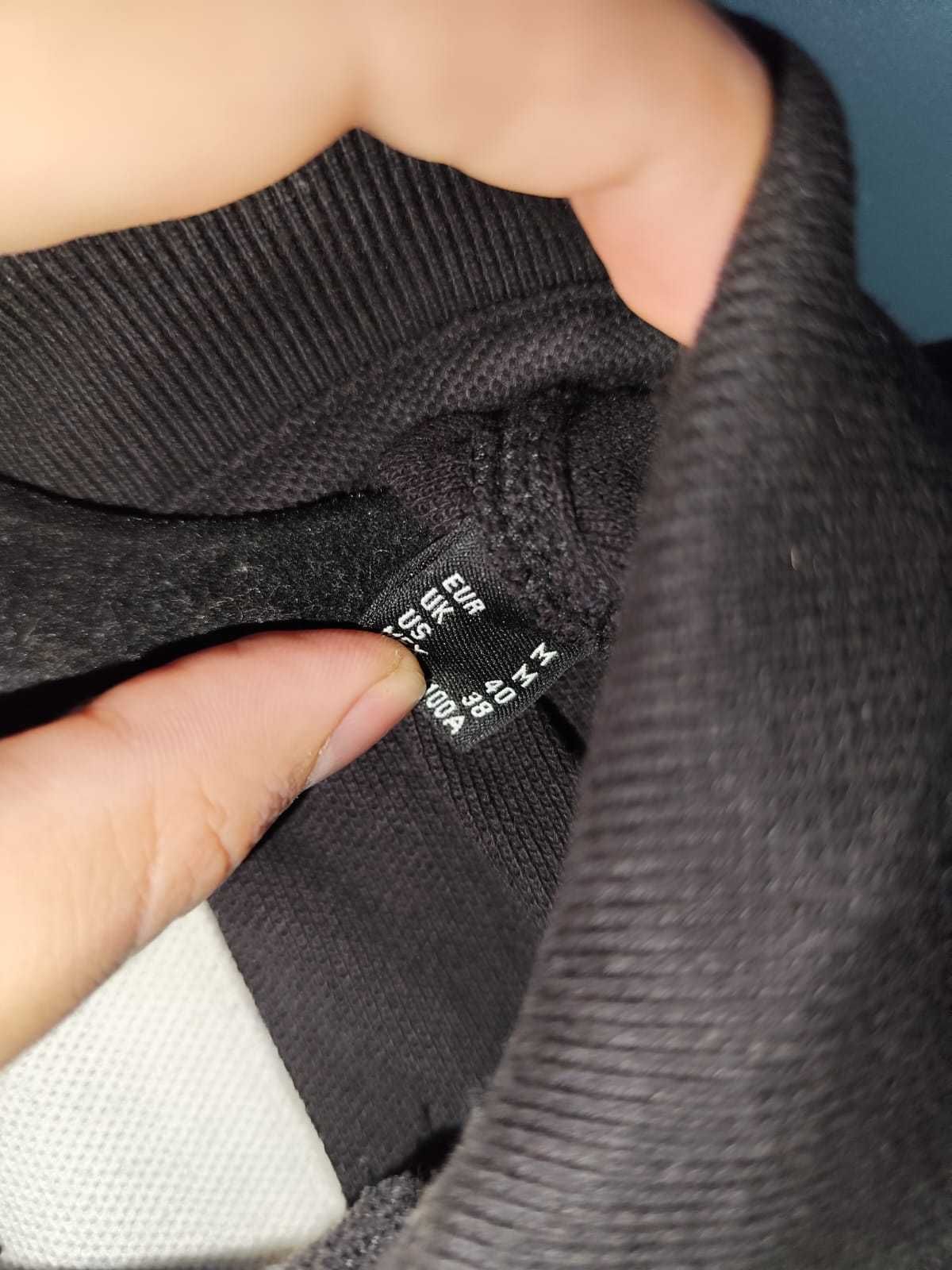 Pólo preto Pedro del Hierro