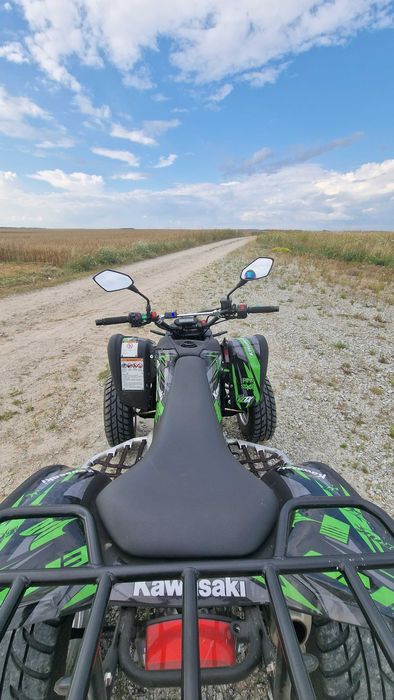 Kawasaki KFX QUAD Kawasaki KFX 400 SWAP ER6 ,mt07, ltz suzuki