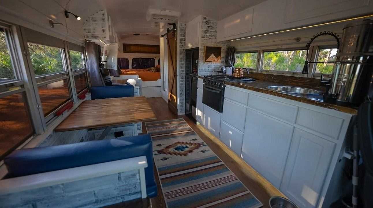 Autobus MAN 469 NM222 miejski autokar kamper domek letniskowy kontener