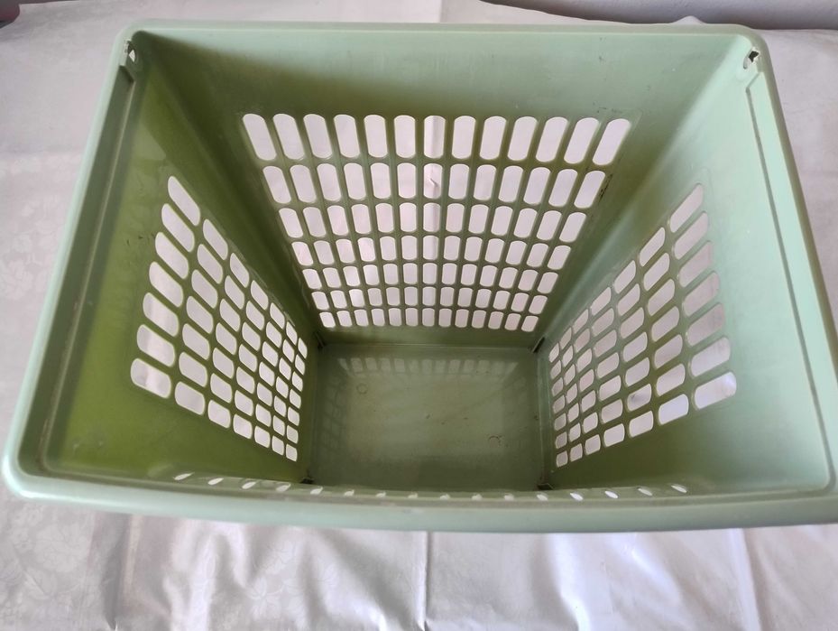 Kosz na pranie kosz na bieliznę Plast Team bez pokrywy 54x40x29 cm